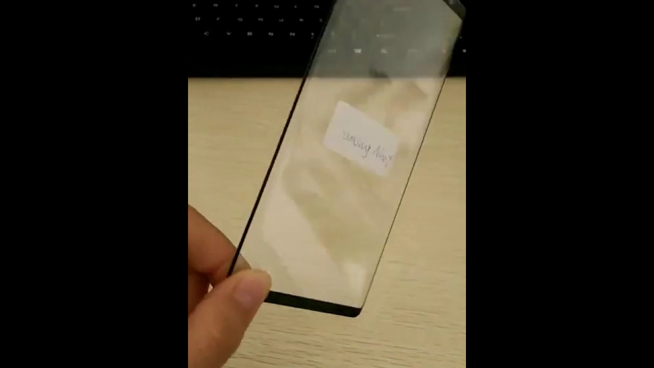 Galaxy Note 9 screen protector hands-on video