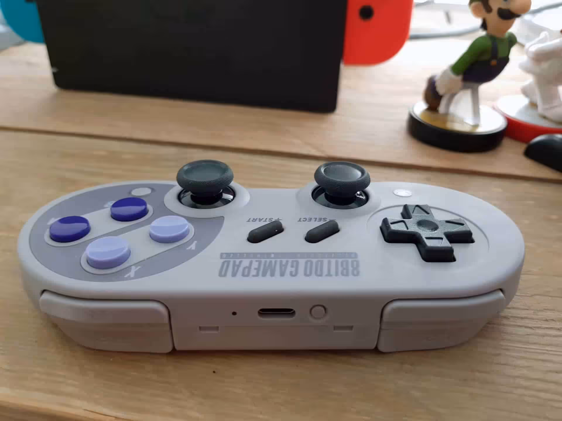 8Bitdo SN30 PRO Gamepad Test: Switch Controller im Retro Design 20180111 182212 • techboys.de ▶ Smart Home. PC-Hardware. Streaming. Ohne Blabla.