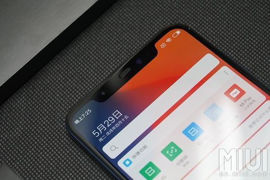 Xiaomi Mi 8 Unboxing