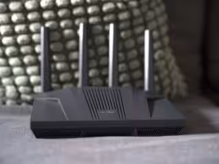 GL.TNet Router für Smart Home Vernetzung und stabile Internetverbindung, optimiert für Streaming, Hardware, intelligente Steuerung und modernes Wohnen.