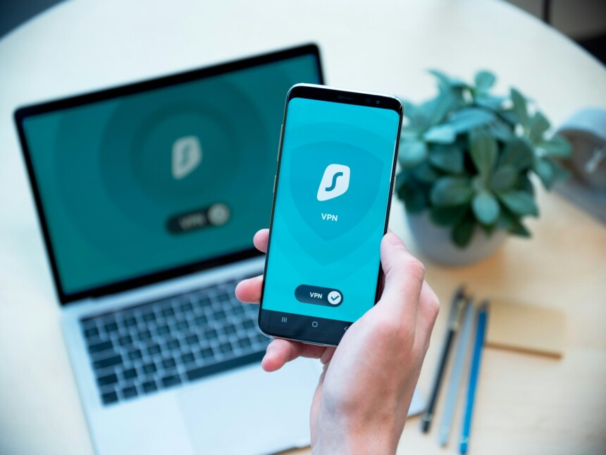 Foto von Dan Nelson auf Unsplash