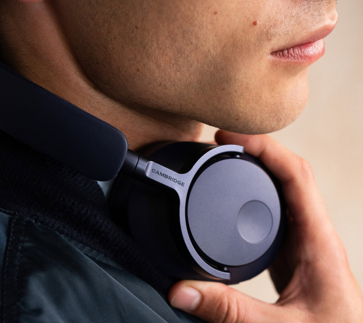 CambridgeMelomania P100SE blau lifestyle c • 🚀 techboys.de : 💡Smarte Technik & Hardware für den Alltag