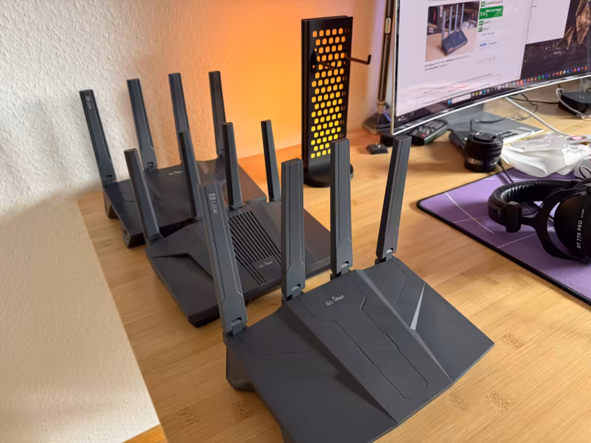 Wi-Fi 7 für die Ungestümen, VPN für die Vorsichtigen – Flint 3 im Test Flint32397 • techboys.de ▶ Smart Home. PC-Hardware. Streaming. Ohne Blabla.