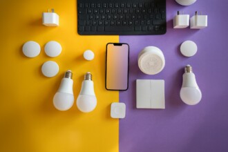 Foto von Jakub Żerdzicki auf Unsplash