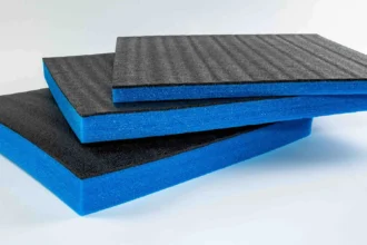 Trio600x600blauKomprimiert.jpg &bull; techboys.de