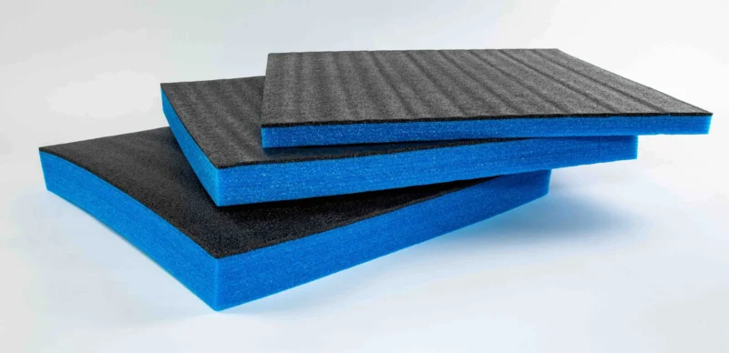 Trio600x600blauKomprimiert.jpg &bull; techboys.de