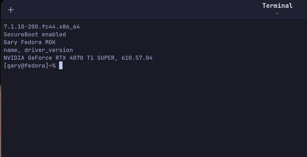 NVIDIA-Treiber unter Fedora installieren, ohne Secure Boot abzuschalten NVIDIA-Treiber unter Fedora installieren: Terminal zeigt aktiven Secure Boot und den selbst signierten Treiber 610.57.04