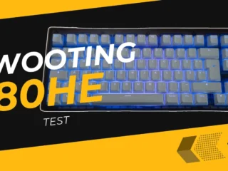 Wichtige Tastatur mit blauer Beleuchtung und mechanischen Keycaps für Gaming und Büro.