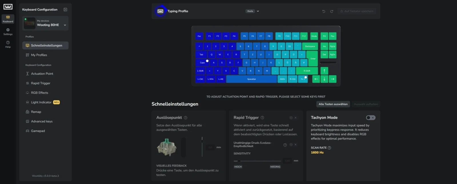Wooting 80HE Test: Hall-Effect trifft Rapid Trigger – Gaming und Custom vereint? Schwarzes Tastatur-Layout mit blauen, grünen und schwarzen Tasten für Gaming und Tipparbeiten.
