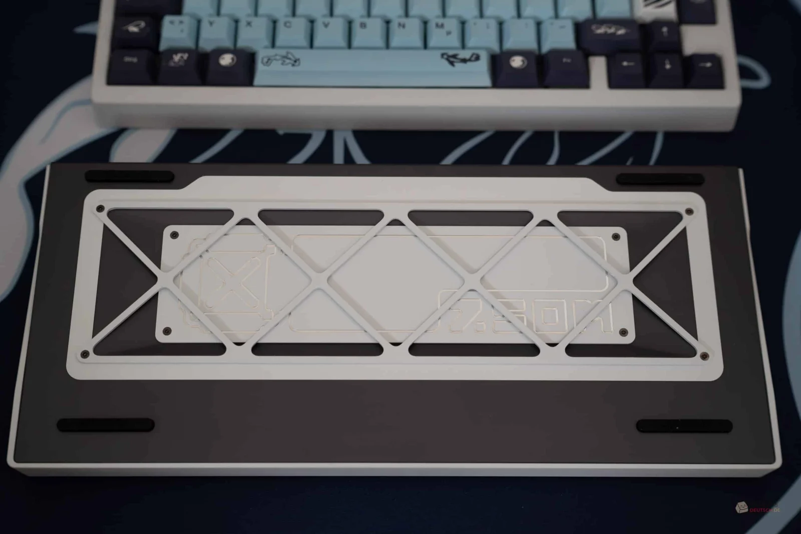 Zoom75 TIGA Build: Mein Zusammenbau mit WS Arowana Switches Metallisches Tastatur-Gehäuse für mechanische Keyboards, weiße und schwarze Designs, hochwertigen Keyboard-Gehäuse, Tasten- und Zubehörteile, Keycaps deutsch.
