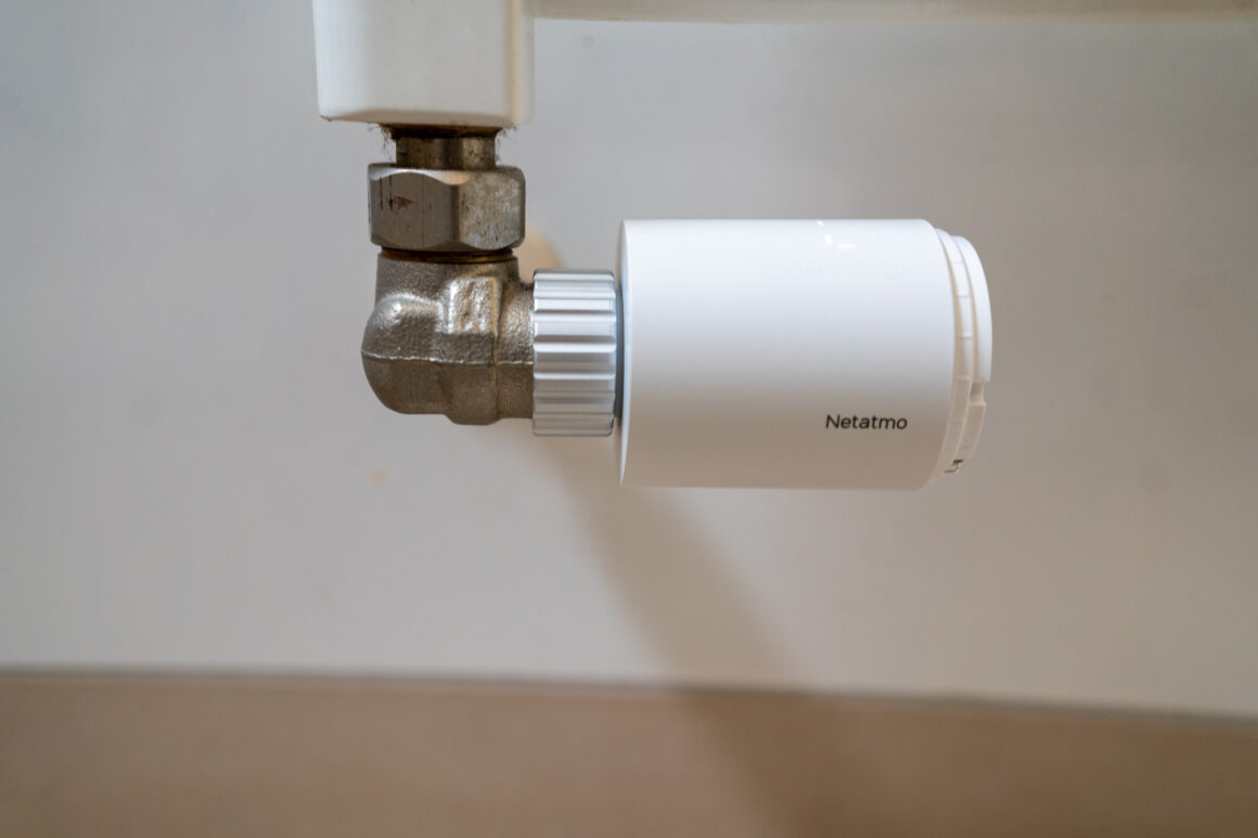Netatmo Heizkörperthermostat Test: ORIGINAL-Ventil am Heizkörper